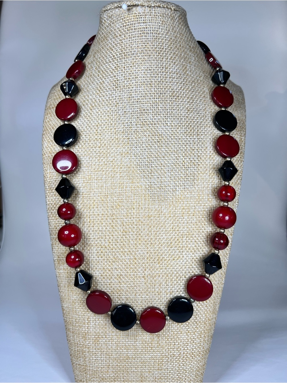Vintage 1960’s red black faceted geometric lucite MOD necklace